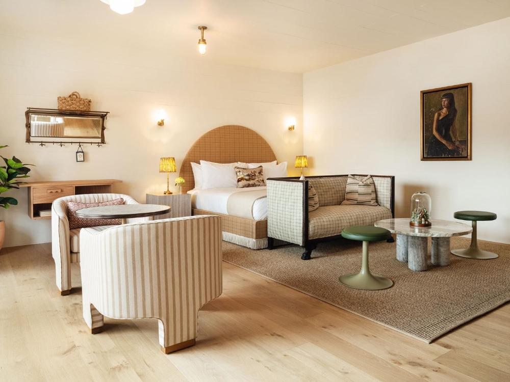 Suite interior